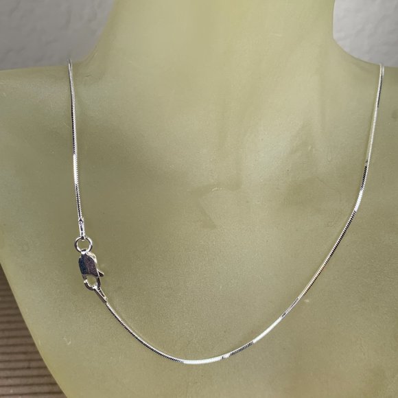 NEW 20" Real Silver (not plated) 1mm Square Snake Chain - Picture 3 of 4